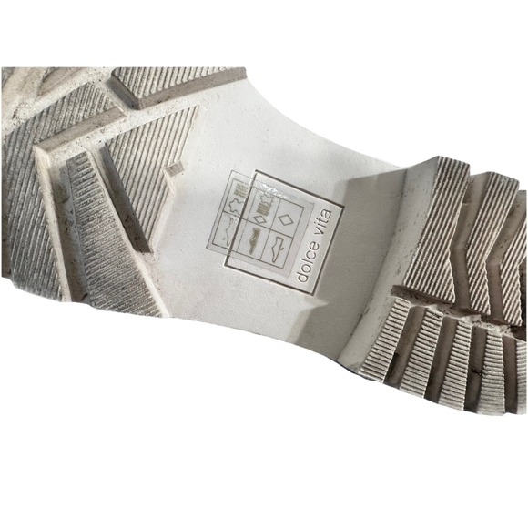 Dolce Vita Womens Haddie Chelsea Boots Black‎ Leather Lug Sole Ankle Slip On 9M - Picture 13 of 13